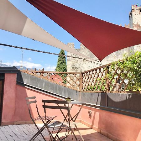 Il Castello Apartment Malcesine Luaran gambar