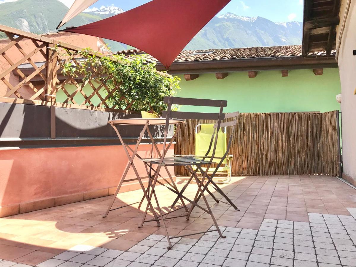 Il Castello Apartment Malcesine Luaran gambar